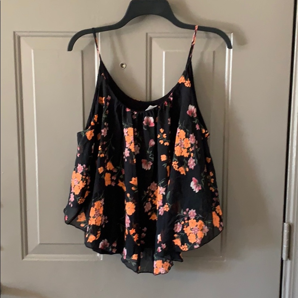 Black flowy top